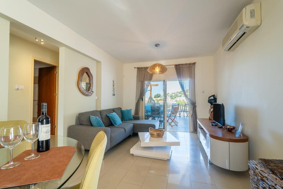 Living room, air conditioner