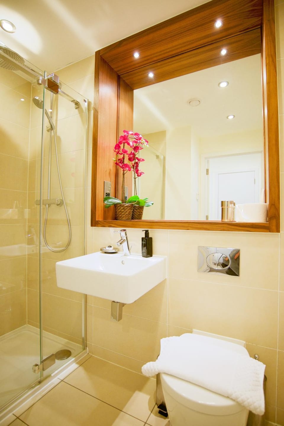 Shower, Toilet, Bathroom, On site