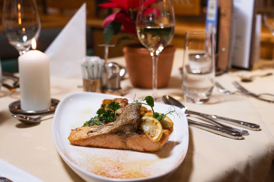 Restaurant/places to eat, Food, Dinner