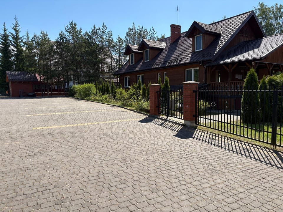 "Rowerowa Przystań" turystyka wiejska & agroturystyka nad jeziorem Serwy w sercu Puszczy Bed and Breakfast in Belarus
