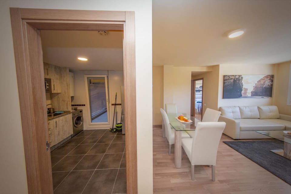 Las Catedrales Apartment in Foz