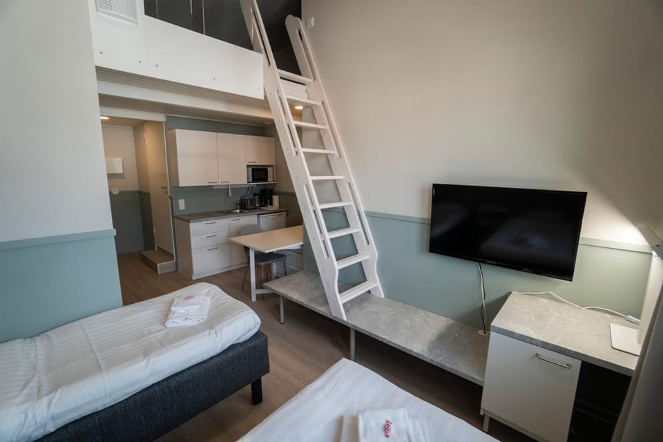 Bed, TV and multimedia, Kitchen or kitchenette