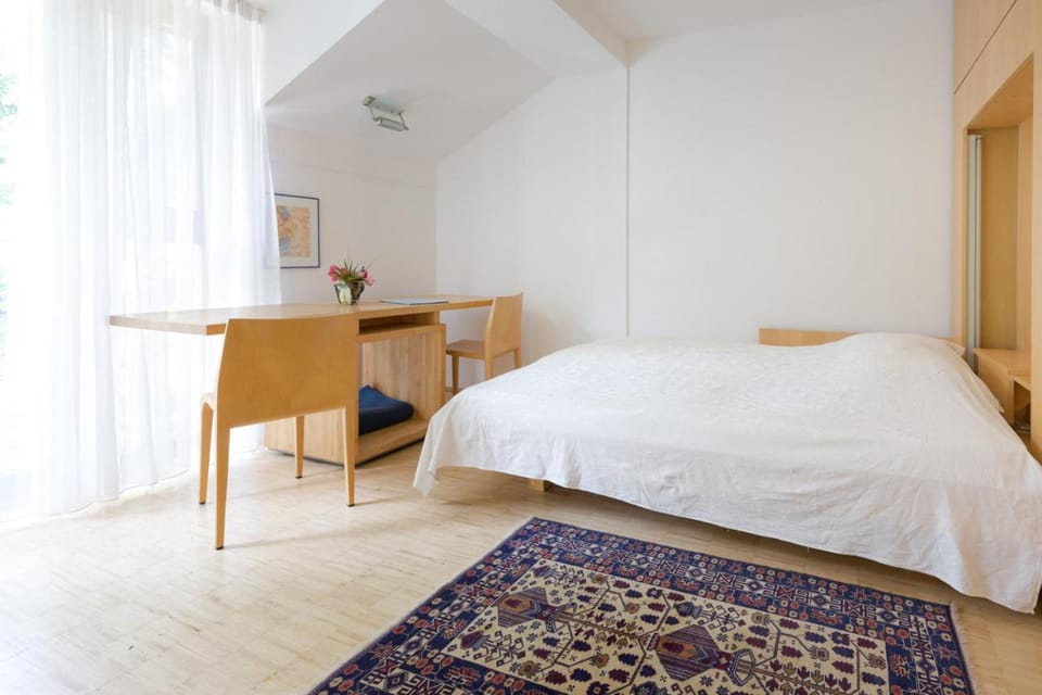 Frühstückspension "Schlosswirt" Bed and Breakfast in Carinthia, Austria