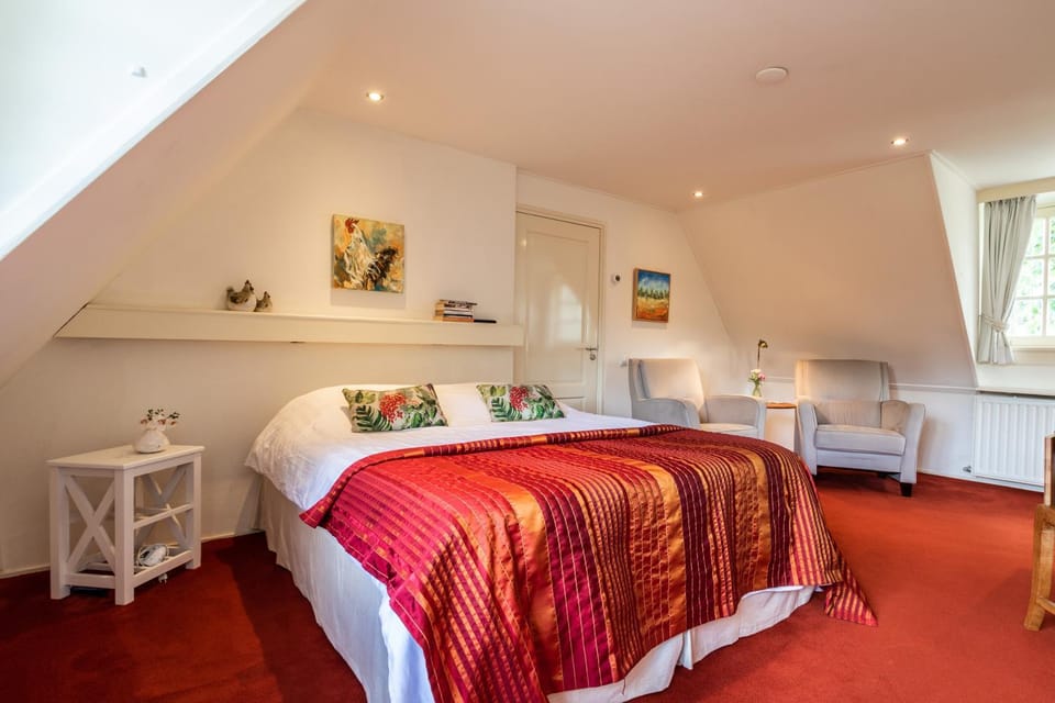 On site, Garden view, Pool view