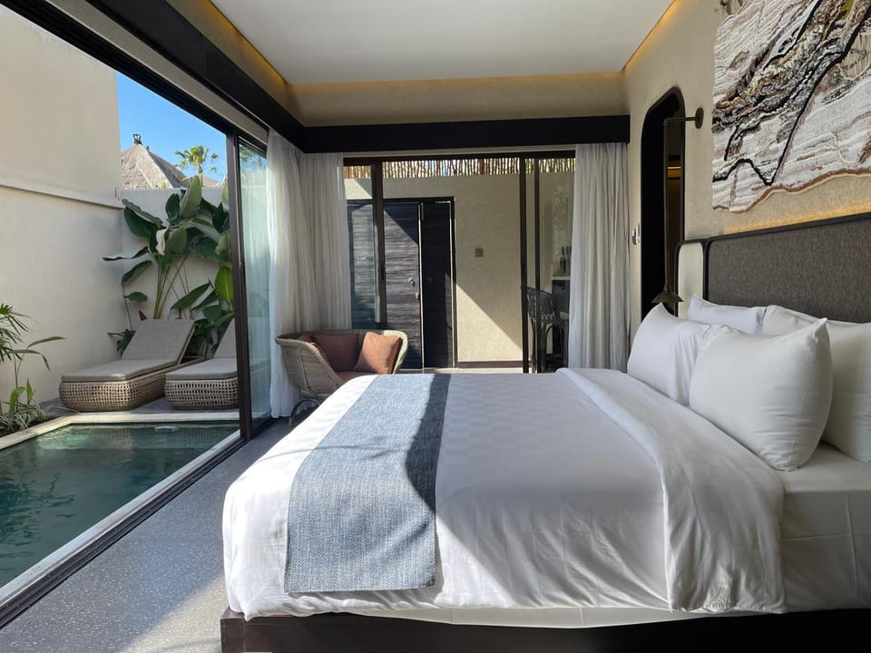 Bed, Natural landscape, Pool view