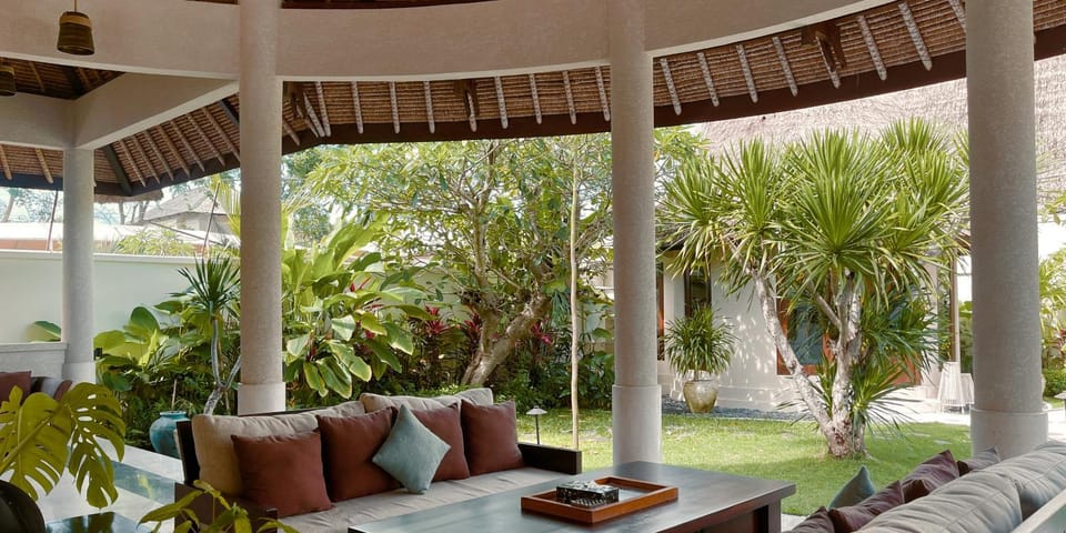 Property building, Garden, Living room