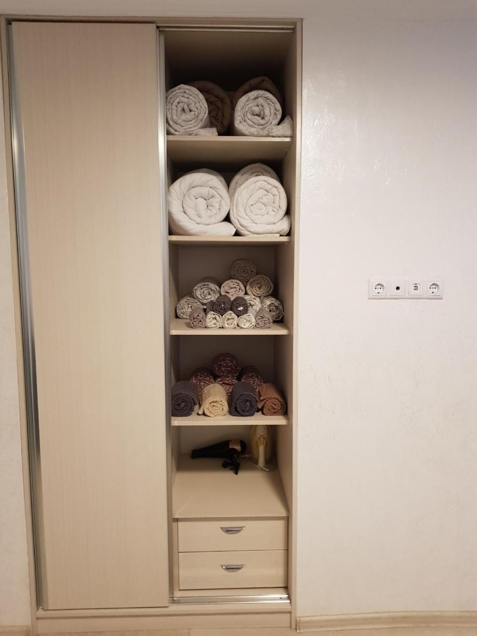 wardrobe