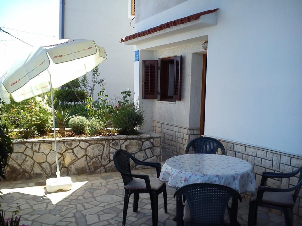 Room Rubinić Bed and Breakfast in Primorje-Gorski Kotar County