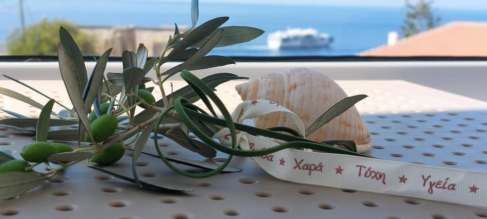 Natural landscape, Decorative detail, Sea view, Location
