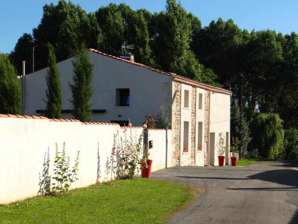 Facade/entrance, Street view