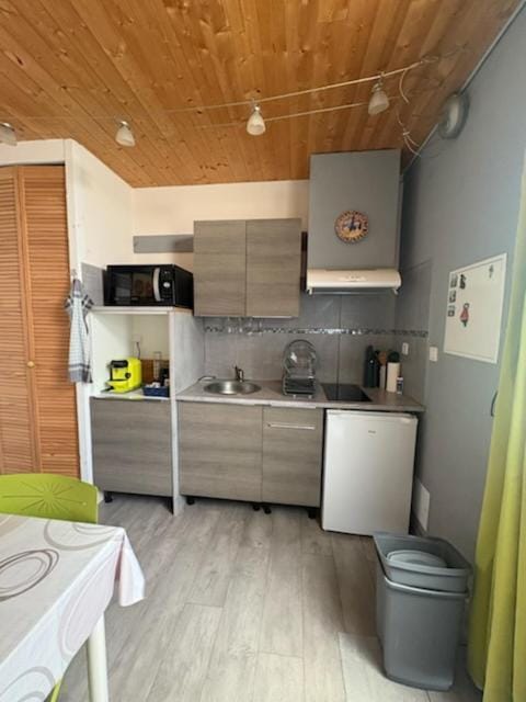 Studio RIGA Apartment in Catalonia