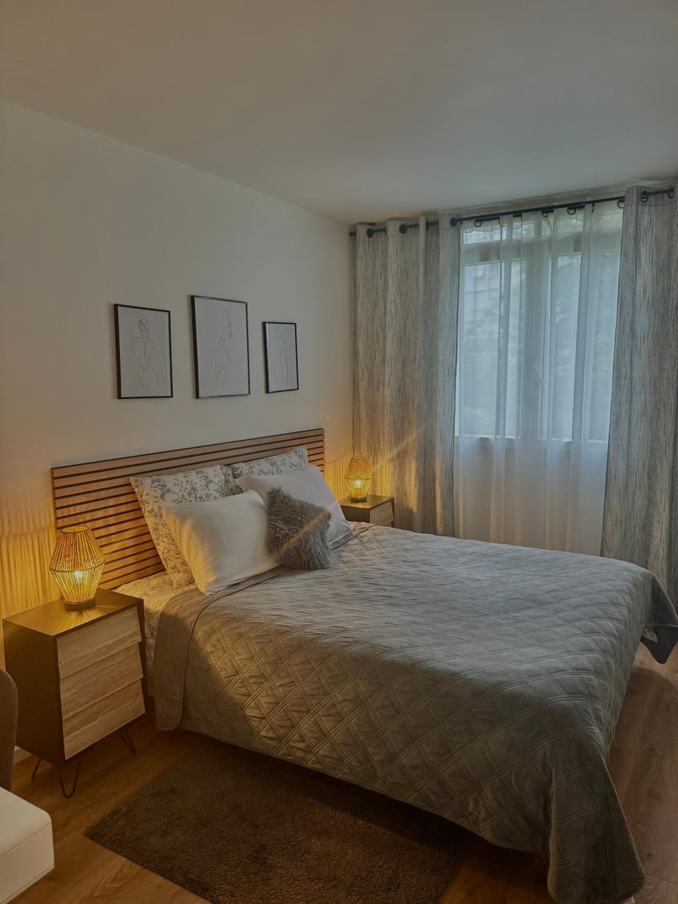 Une Chambre dans un appartement Vacation rental in Île-de-France