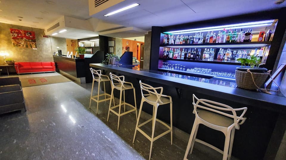 Lounge or bar