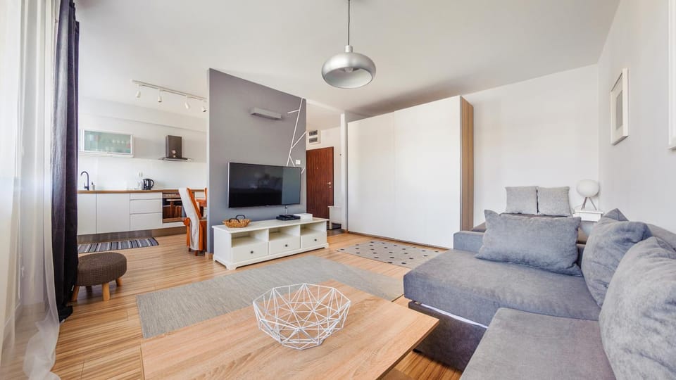 TV and multimedia, Kitchen or kitchenette, Seating area