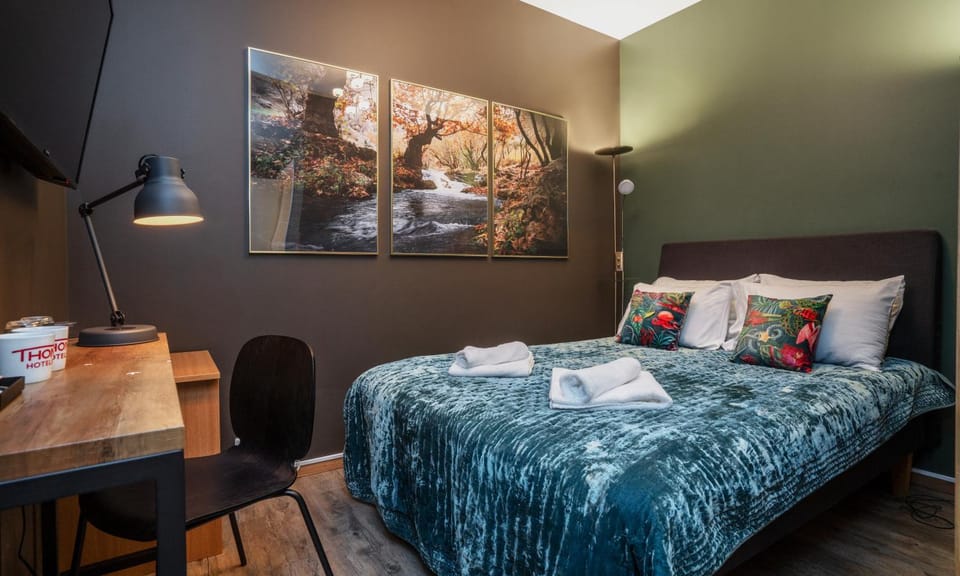 Bed, Bedroom