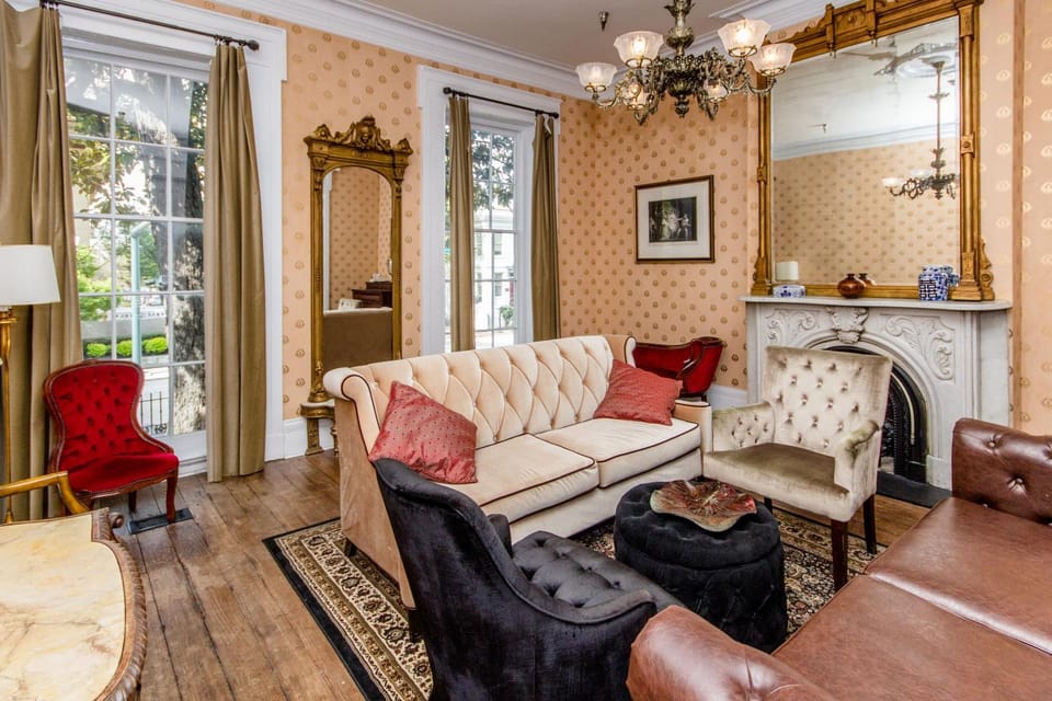 Living room, Decorative detail