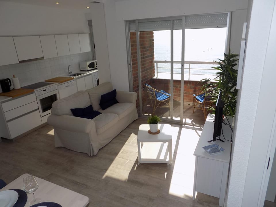 Balcony/Terrace, Living room, Sea view