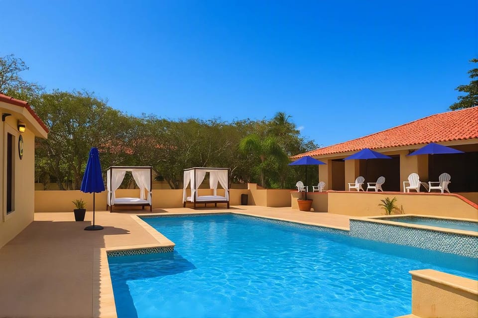 Pool view, Swimming pool