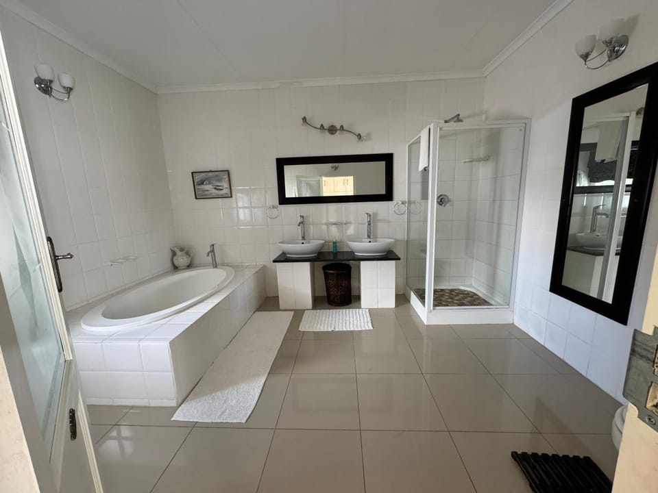 Bathroom, Bath