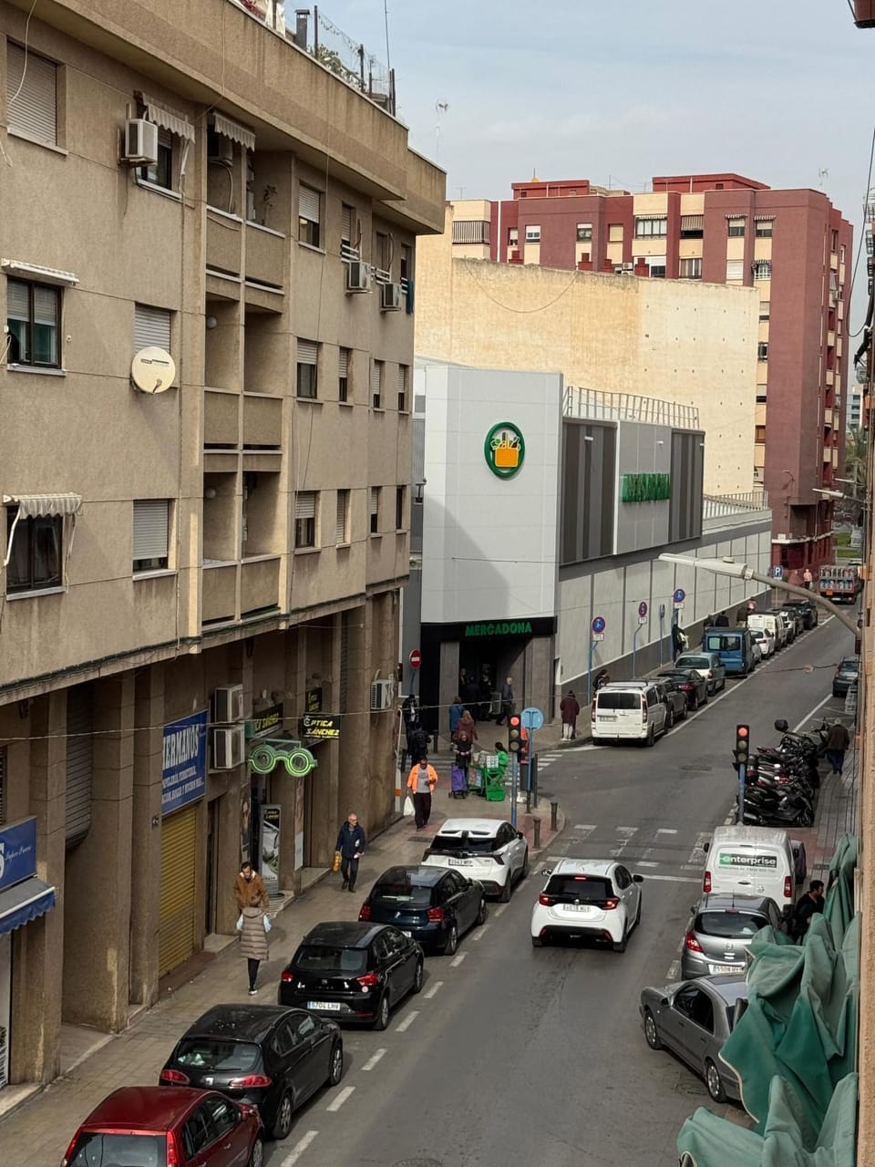 Supermarket/grocery shop