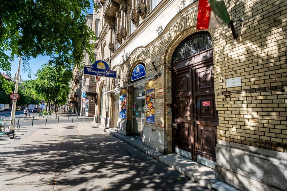 Property building, Neighbourhood, Street view