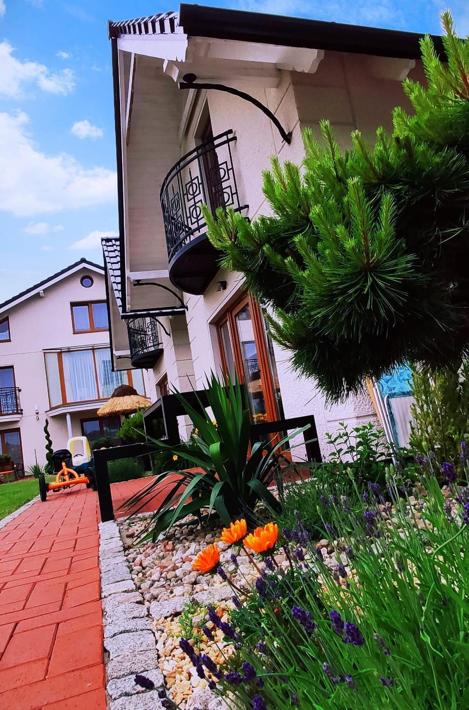 Activities, Garden, Balcony/Terrace, Family