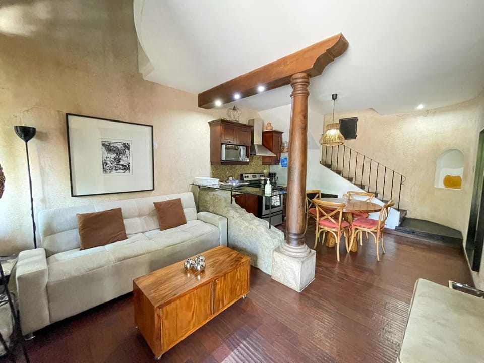 Kitchen or kitchenette, Living room, Dining area