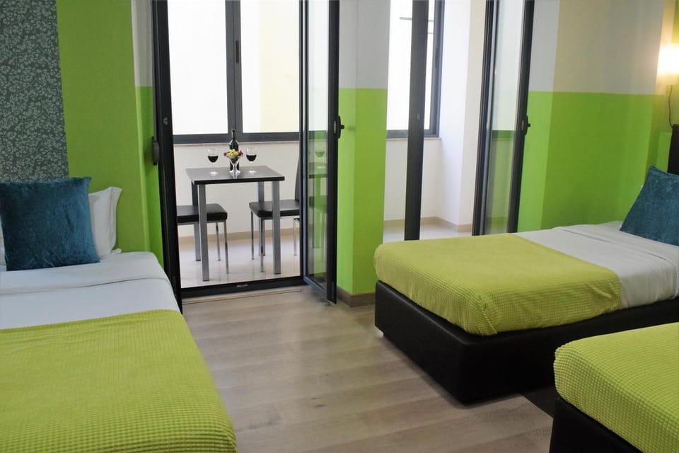 Universo Romantico Bed and Breakfast in Lisbon