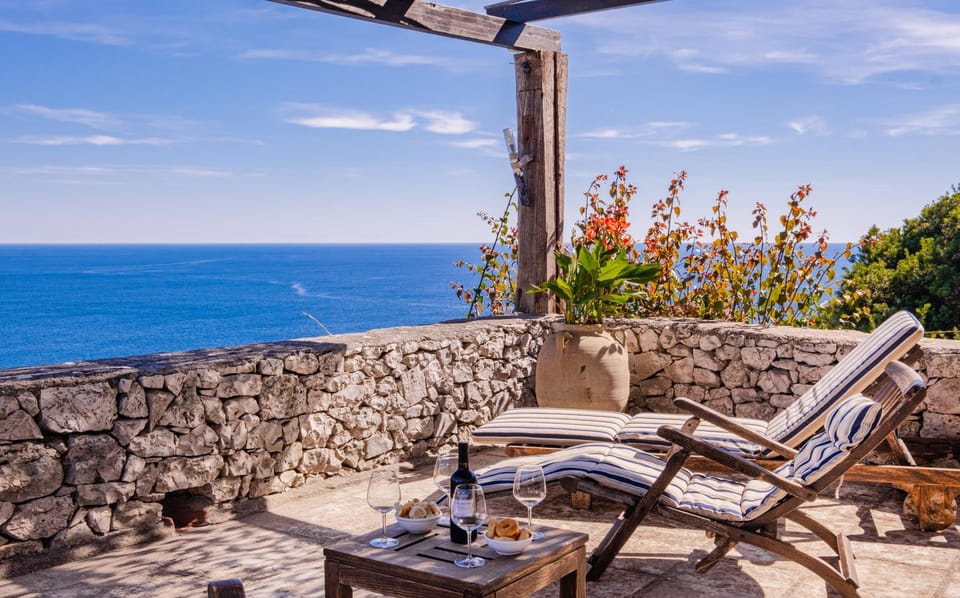 Natural landscape, Balcony/Terrace, Living room, Sea view, sunbed