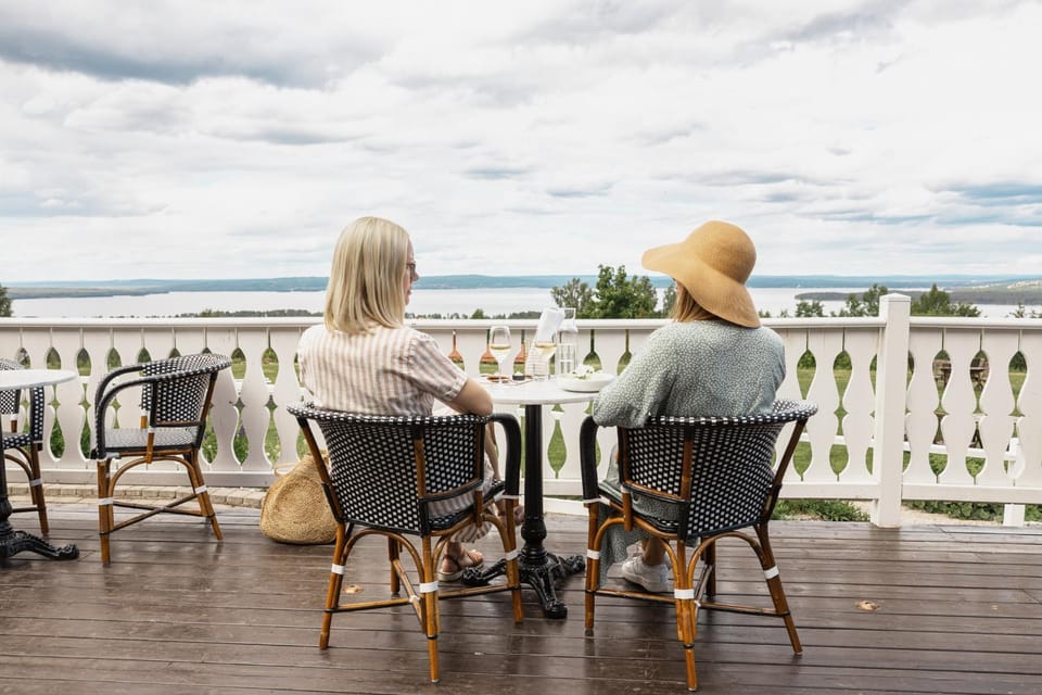 Restaurant/places to eat, Summer, Balcony/Terrace, Lake view
