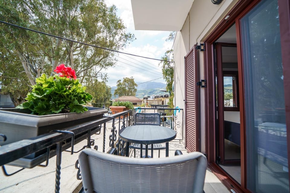 View (from property/room), Balcony/Terrace