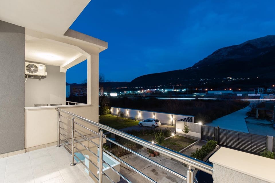 Tramonto Apartments Apartment in Kotor Municipality