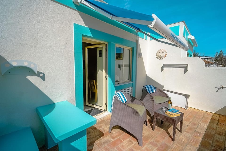 Patio, Balcony/Terrace, Seating area