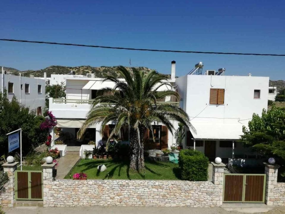 Irini studios Apartment hotel in Euboea