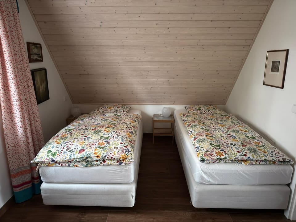 Rekreační vilka Zlenice House in Czechia