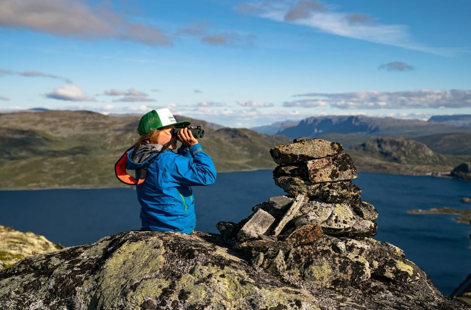 Nearby landmark, Day, Natural landscape, Lake view, Mountain view