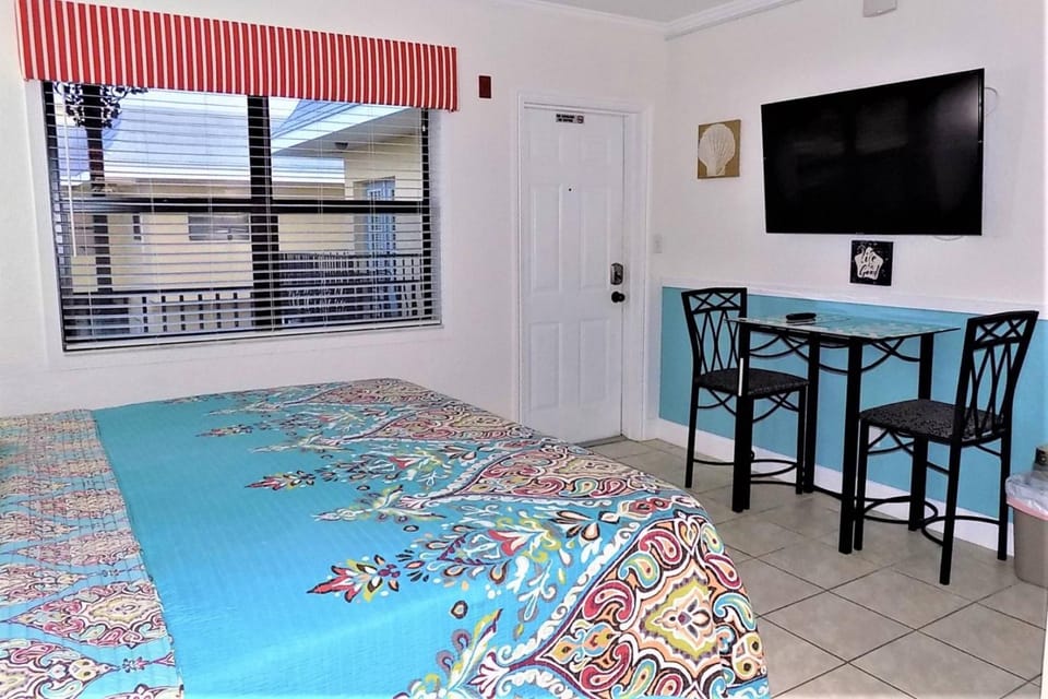 204 - Royal Orleans House in North Redington Beach