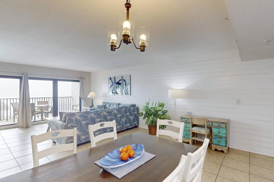 101 - Sandy Shores House in Madeira Beach
