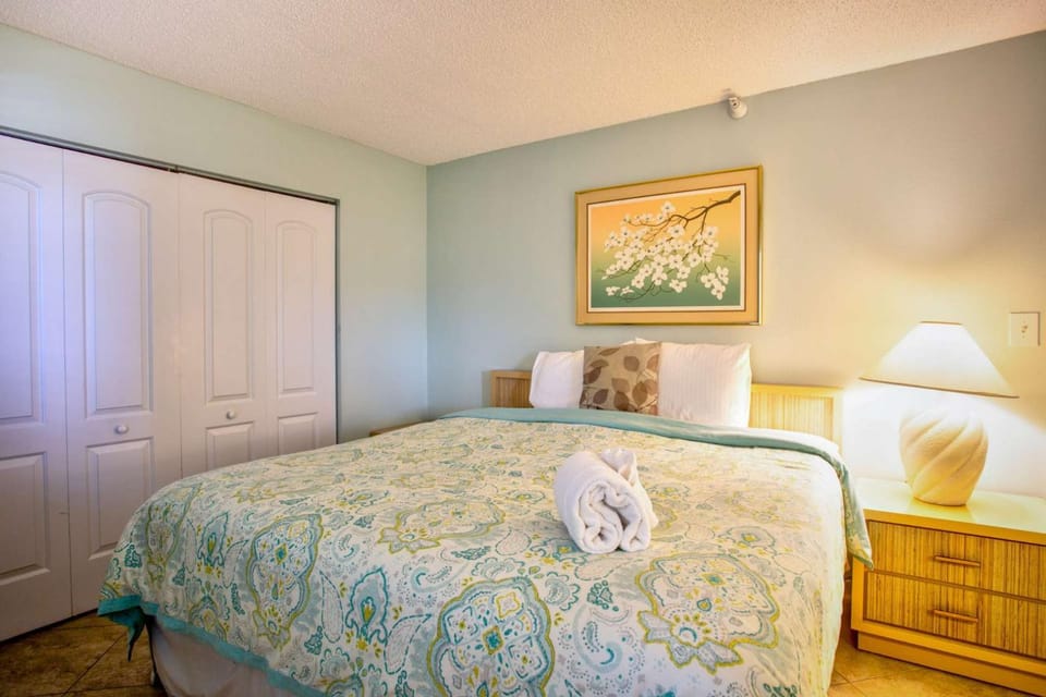 2-1208 - Ocean Sands House in Redington Beach