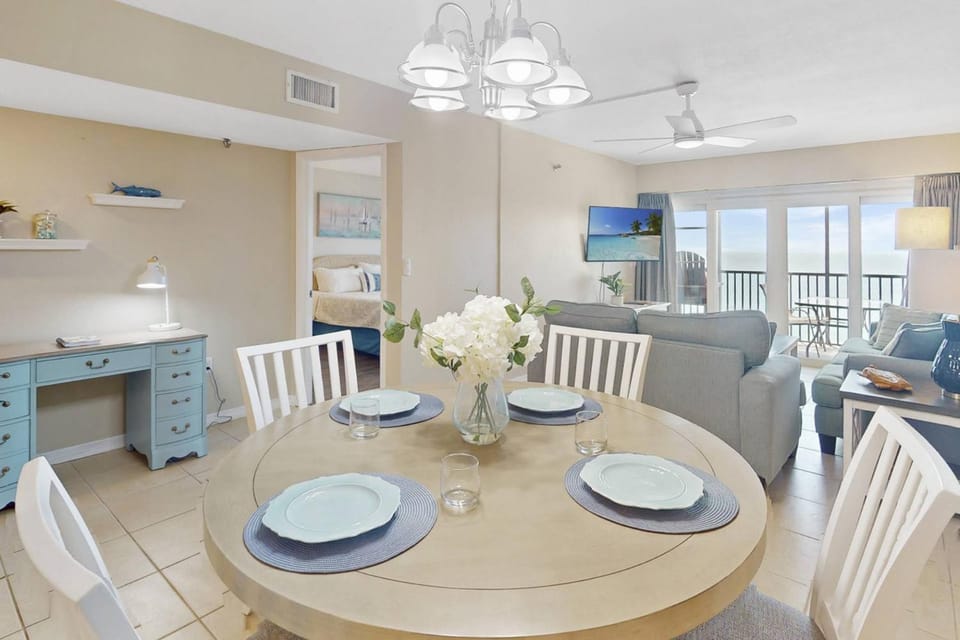 607 - Villa Madeira House in Madeira Beach