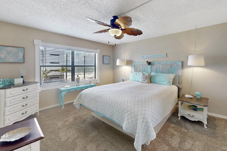 412 - Madeira Place House in Madeira Beach