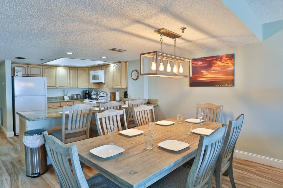 406 - Las Brisas House in Madeira Beach