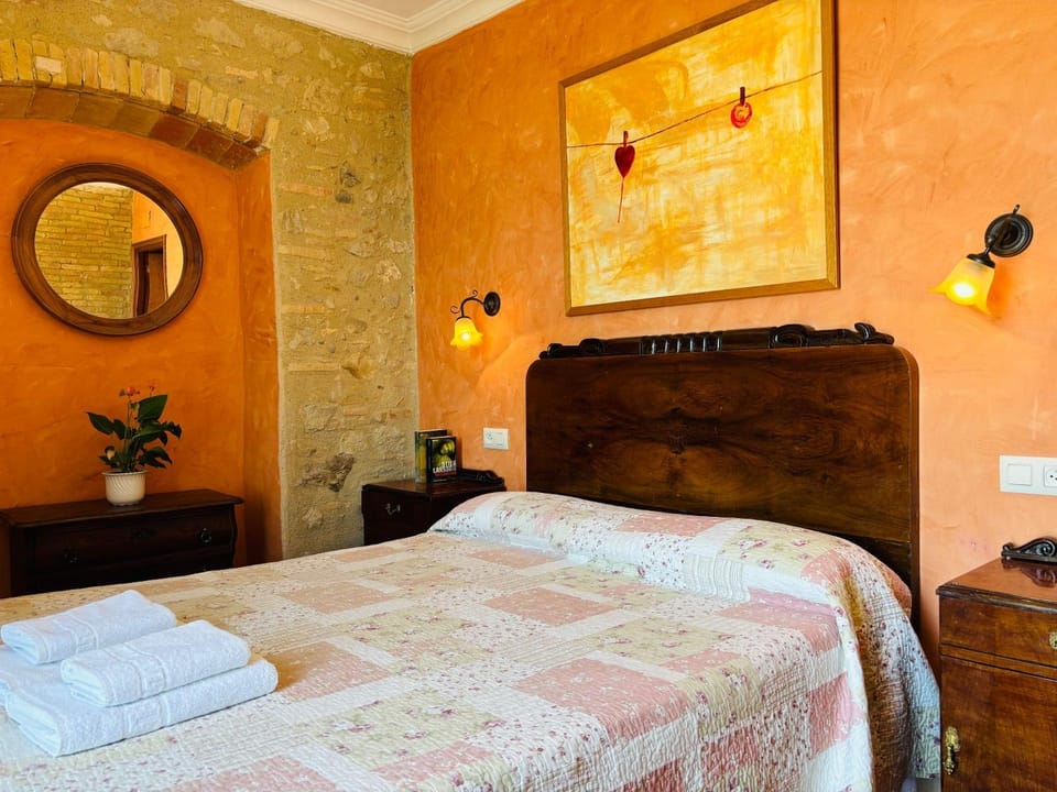 Bed, Photo of the whole room