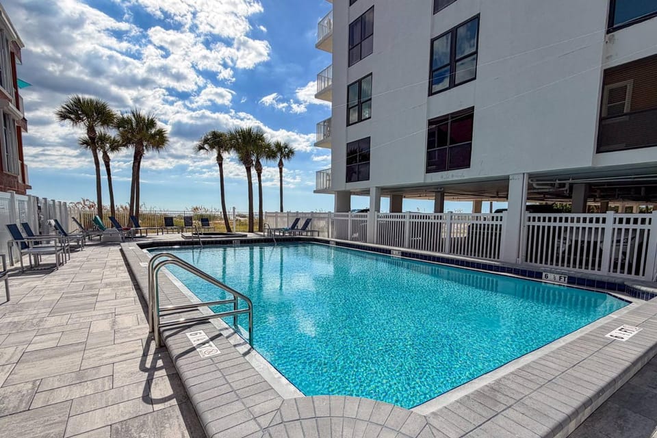 302 - Chambre House in Madeira Beach