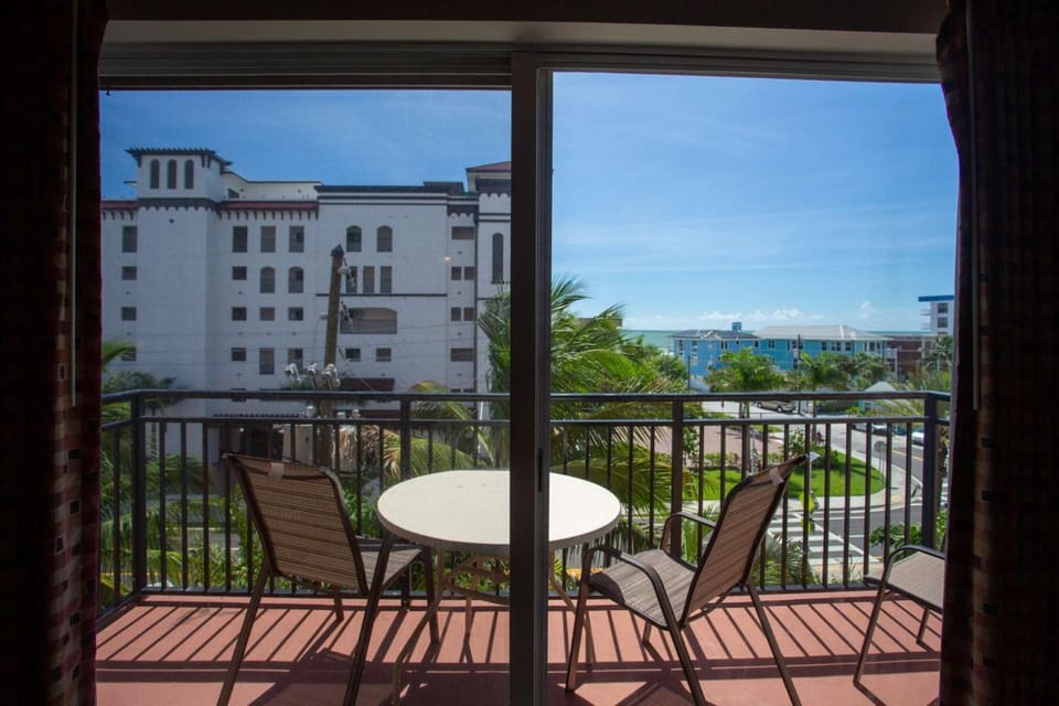 409 - Madeira Bay Resort House in Madeira Beach
