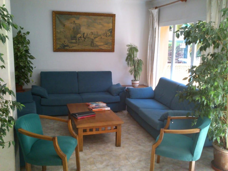 Lounge or bar