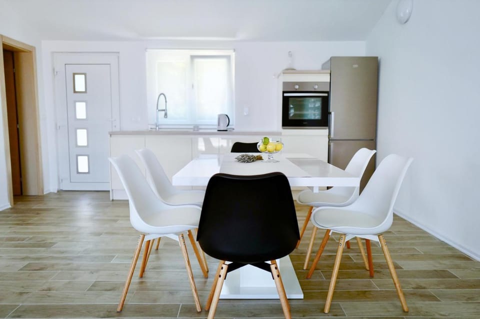 Apartments Ana Sutivan Apartment in Split-Dalmatia County