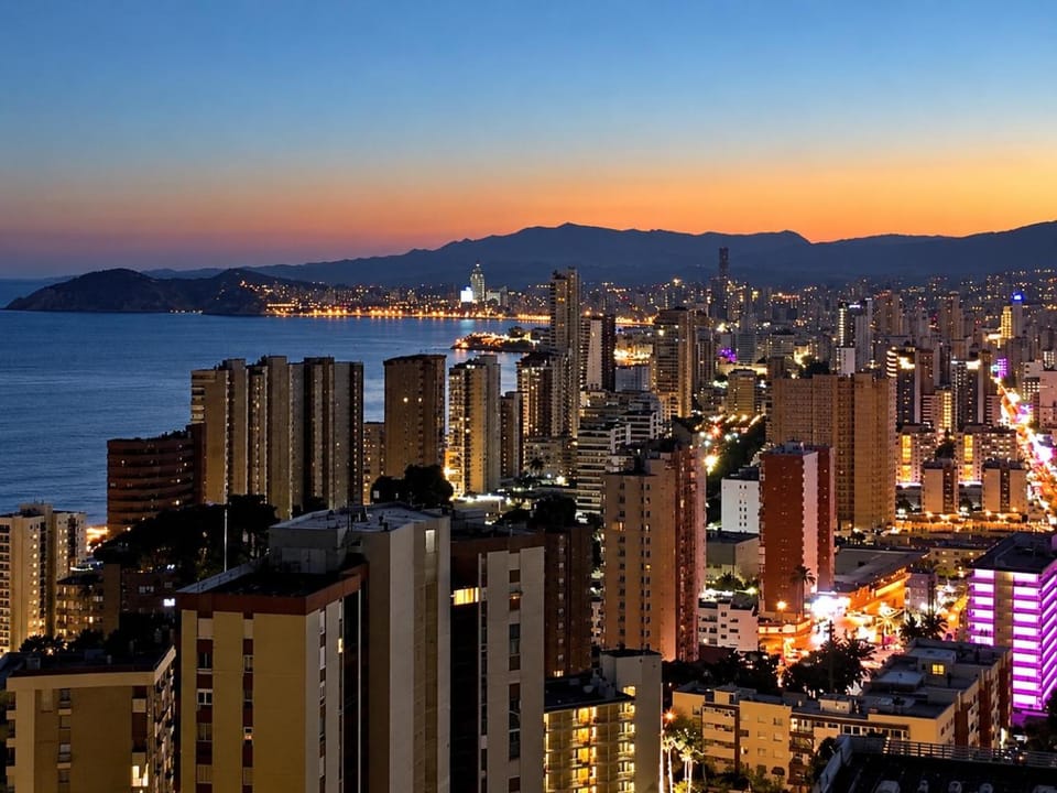 City view, Mountain view, Sea view
