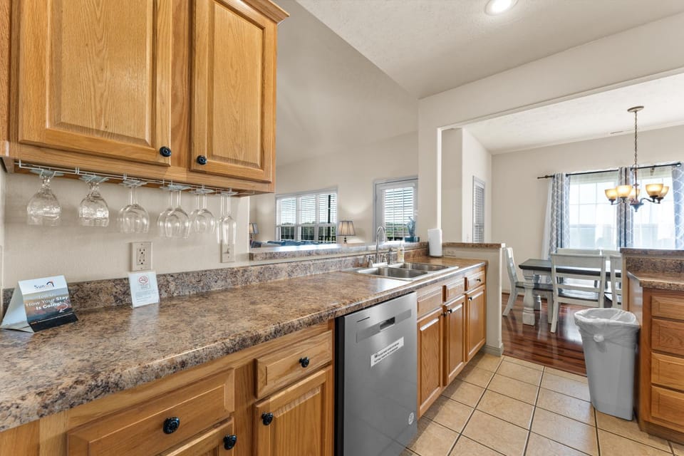 Puttin on the Green Villa Villa in Table Rock Lake