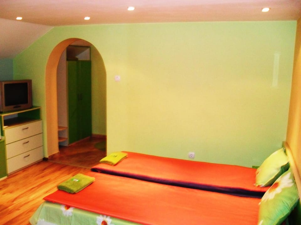 Къща за гости Йонкин Вършец Bed and Breakfast in Bulgaria